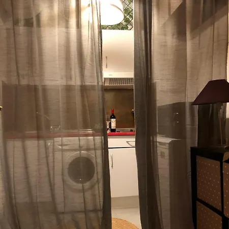 La Gitana Y El Rey Sol Apartman *