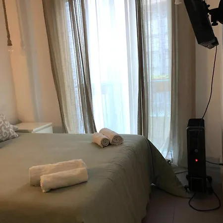 La Gitana Y El Rey Sol Apartman *